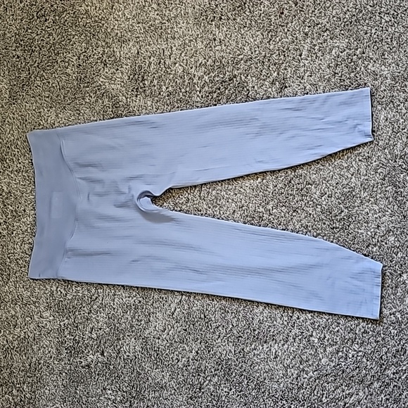 AWESOME VS PINK ACTIVE SEAMLESS RIBBED LEGGINGS - Picture 5 of 14